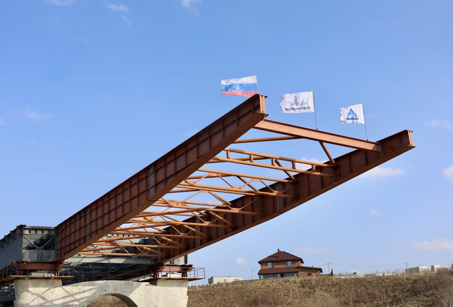 В 2026 году завершится надвижка пролетного строения моста через реку Великую на Северном обходе Пскова